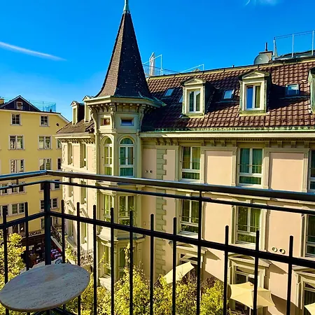 Stylish Flat In The Heart Of Zurich's Old * Zurich