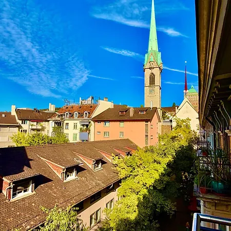 Stylish Flat In The Heart Of Zurich's Old *